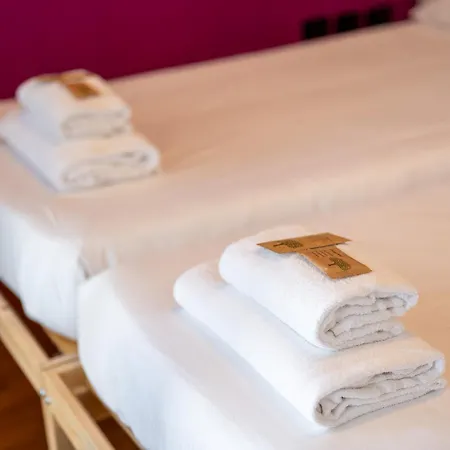 Lägenhet Private Terrace & 2 Bedrooms Near Bosco Verticale *